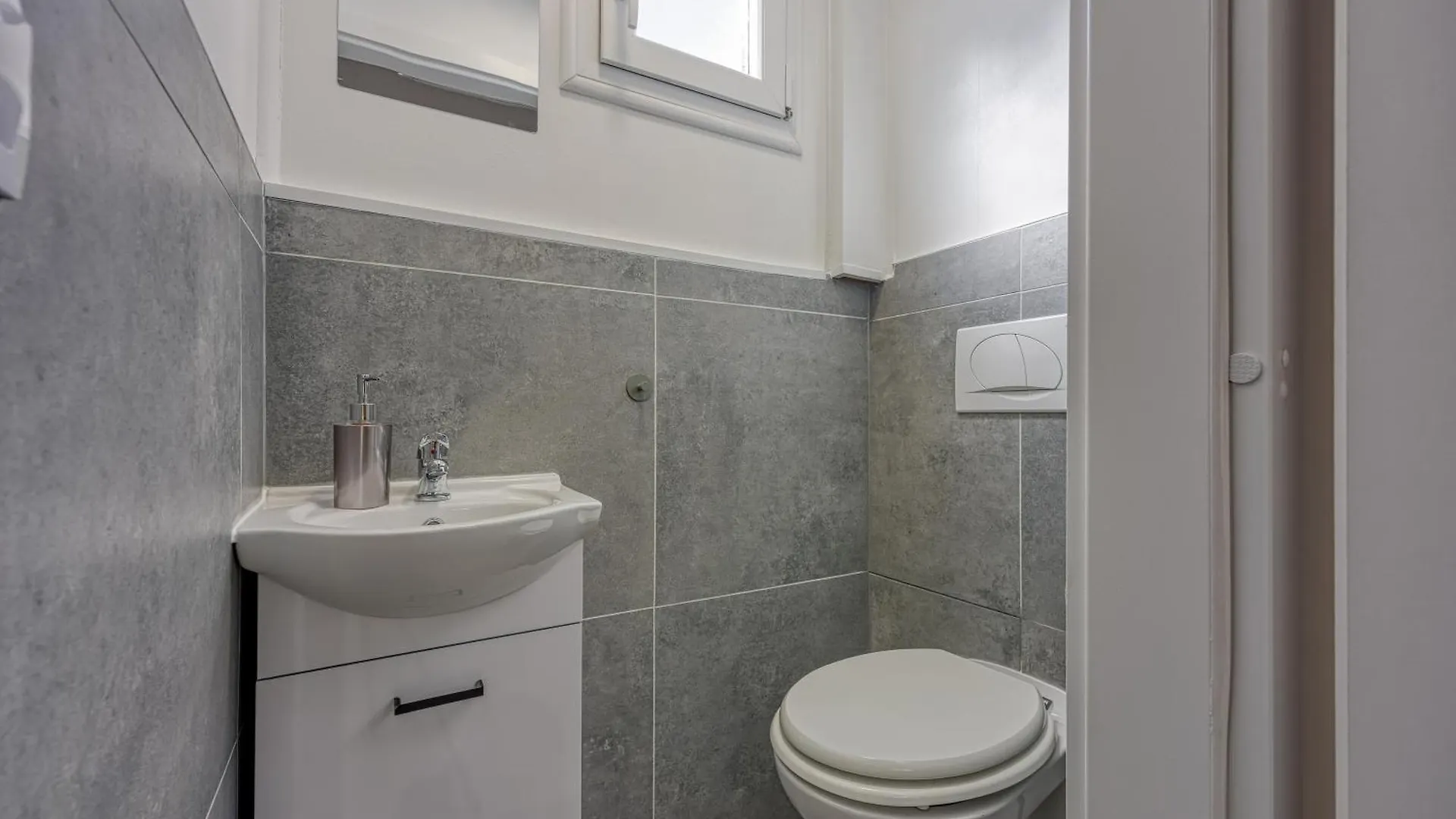 Apartment Bungalow Leni - Happy Rentals Stinjan Croatia